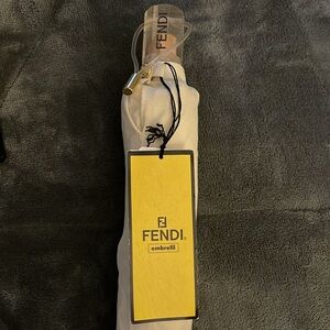 Preloved Fendi umbrella ☂️ excellent condition off white color
